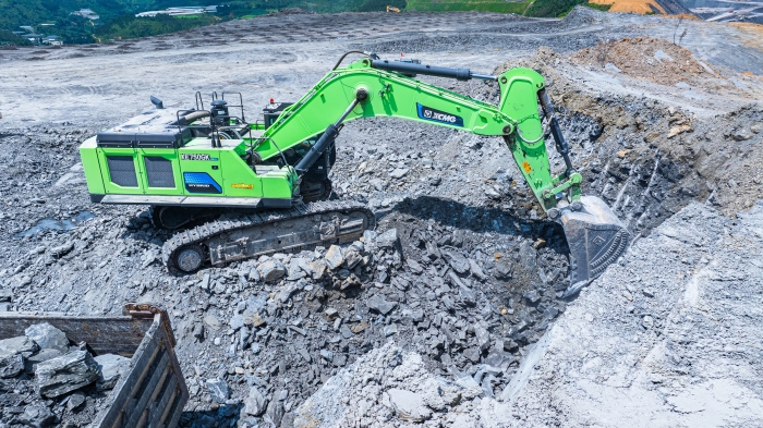 ��bbin��ӯ��?��ɽ���ɡ�����װս��XE750GK HEV��������¶���׿�