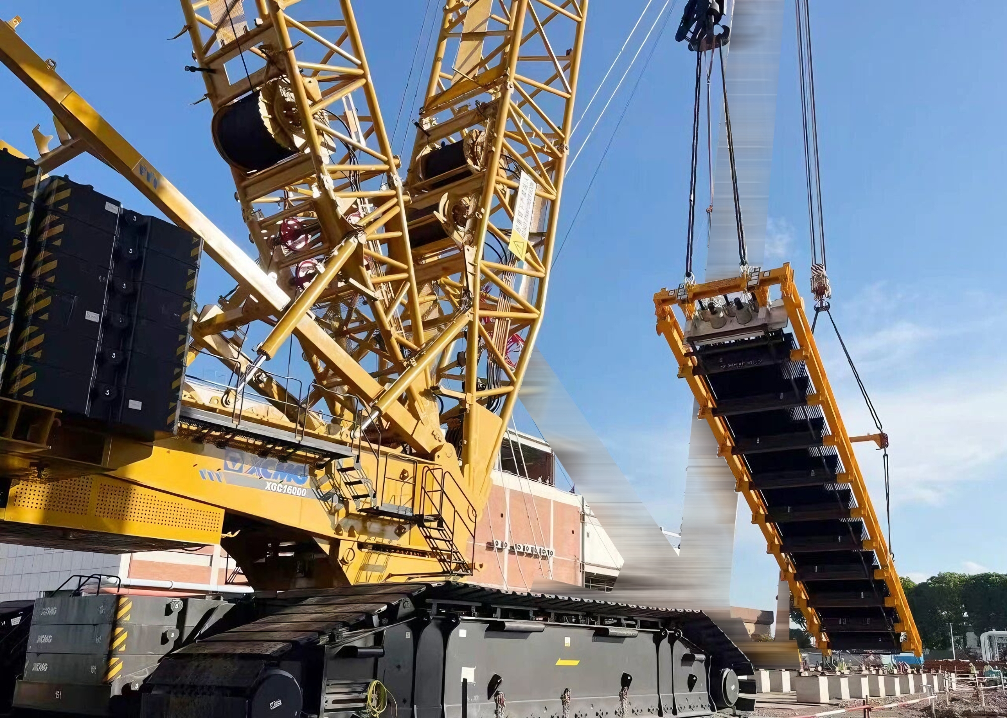 3300�ִӴ����ݣ�XGC16000�������������������߶��г��Ͽ�ʵ��